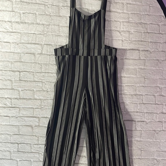 Super Soft Striped Jumpsuit - Picture 3 of 9